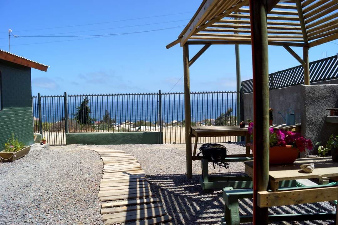 Cabaña Cabañas Vitoco en Caleta Hornos, Comuna de La Higuera, Región De Coquimbo, Chile - Foto 1
