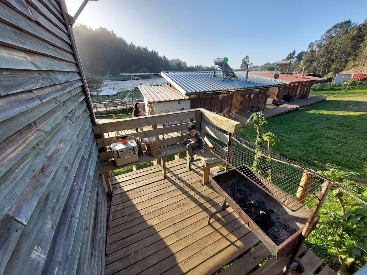 Cabaña Cabañas Río Chovellén en Cardonal, Comuna de Pelluhue, Región Del Maule, Chile - Foto 1
