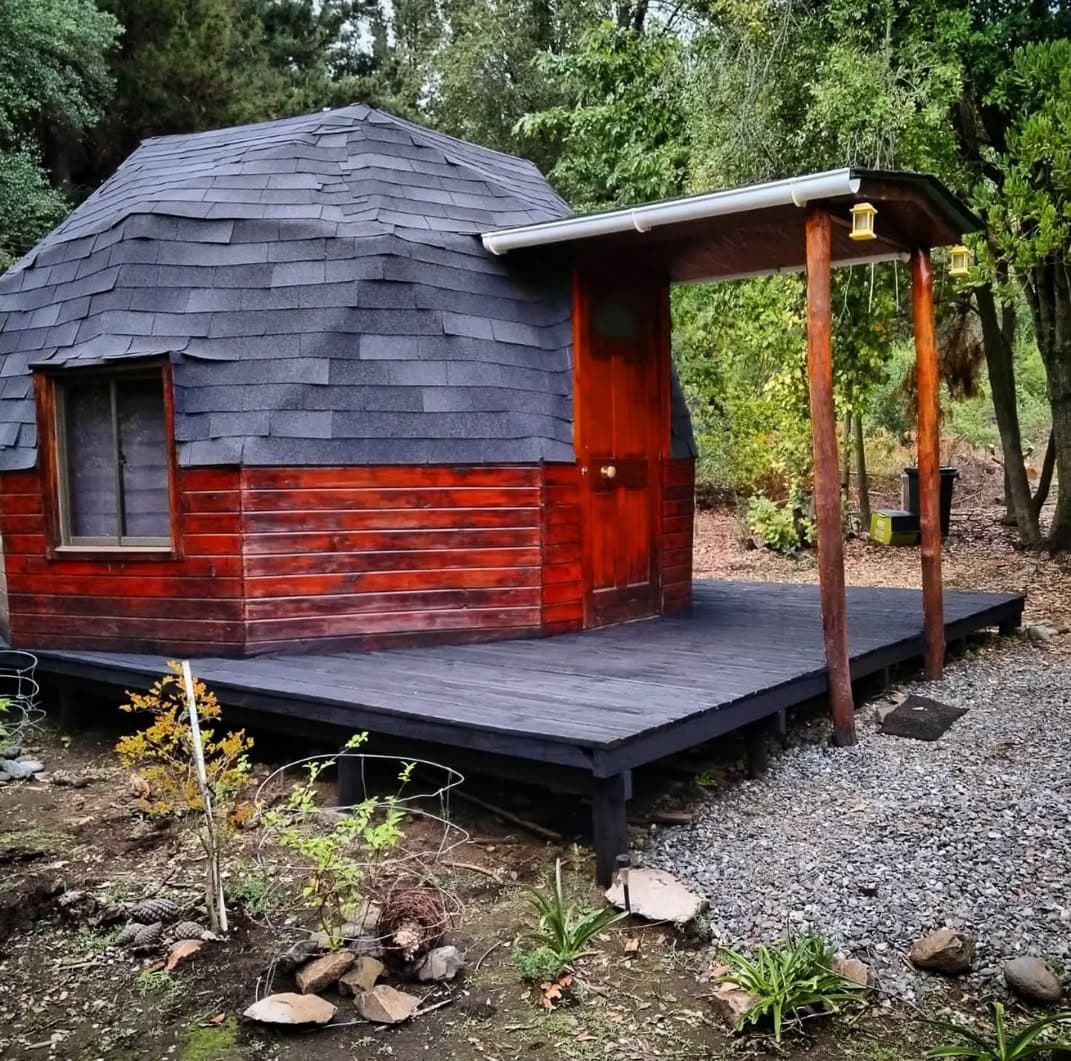 Cabaña Cabañas Lircay Domo Hostal en Vilches, Comuna de San Clemente, Región Del Maule, Chile - Foto 1